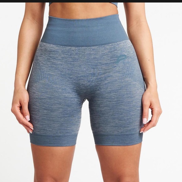 NWT. Pursue Fitness ADAPT seamless shorts.  Size MEDIUM.  Color: Slate Blue - Picture 9 of 11